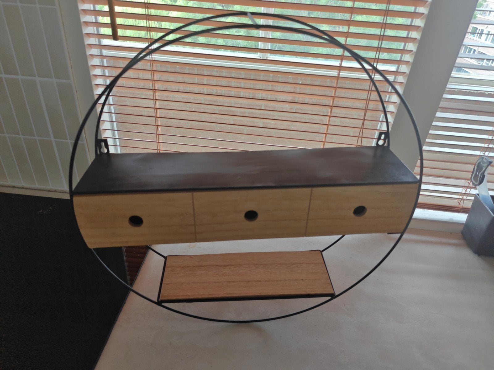 Rond wandrek met lades en plankje, Huis en Inrichting, Woonaccessoires | Wandplanken en Boekenplanken, Ophalen, Gebruikt