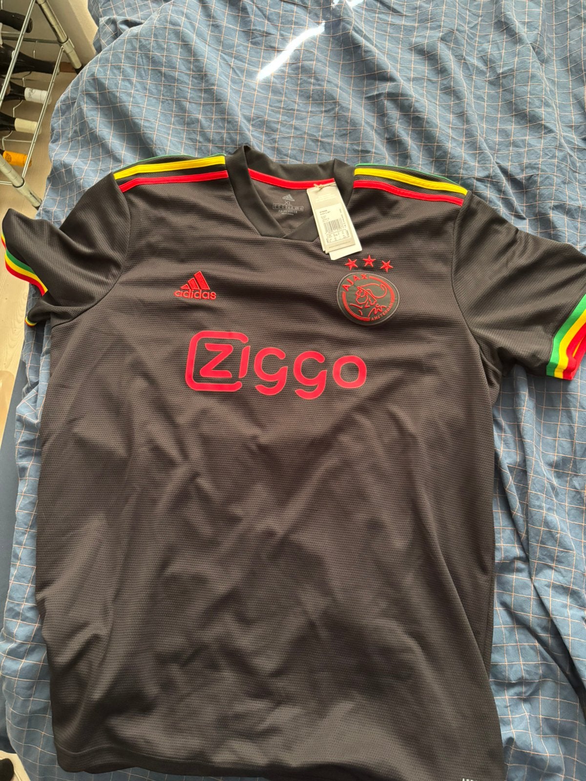 Gesigneerd Gravenberch Ajax shirt seizoen 2021/22, Kleding | Heren, Sportkleding, Zwart, Ophalen of Verzenden, Voetbal, Maat 56/58 (XL)