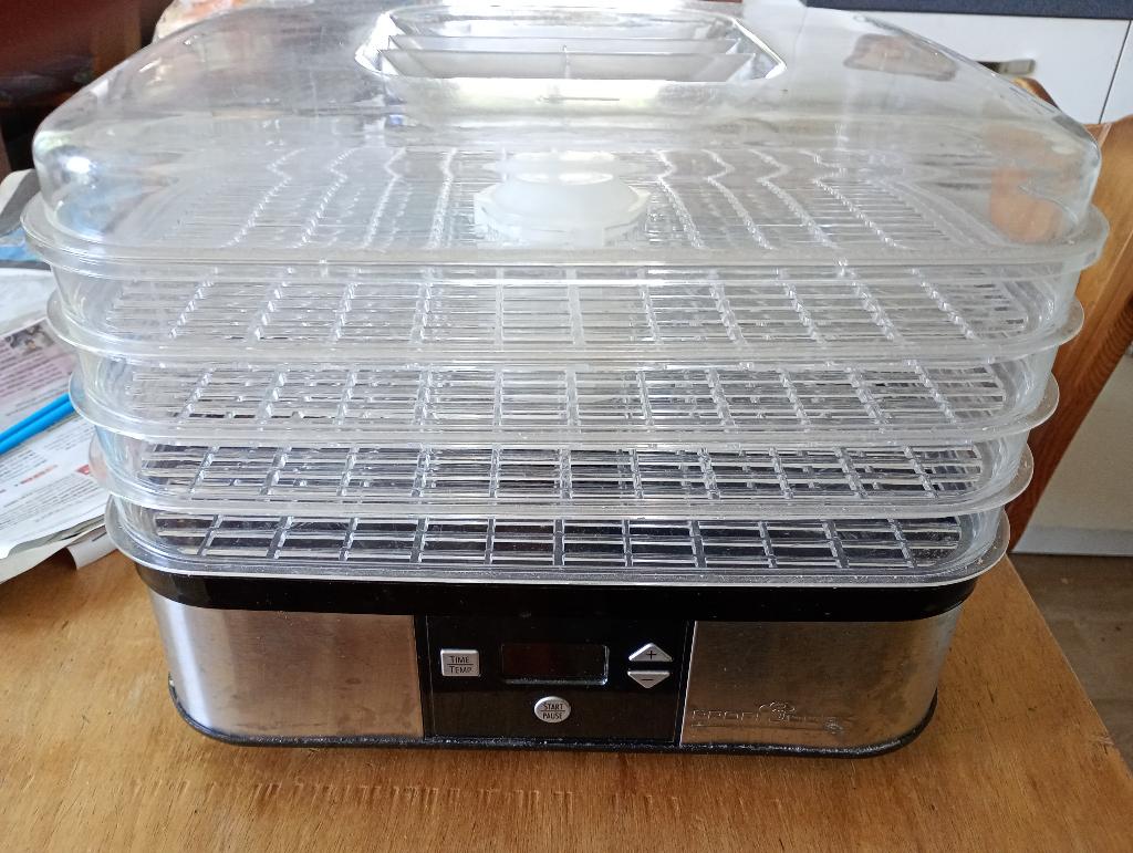 Te koop voedseldroger, Ophalen, Zo goed als nieuw, Zilver, Overige merken