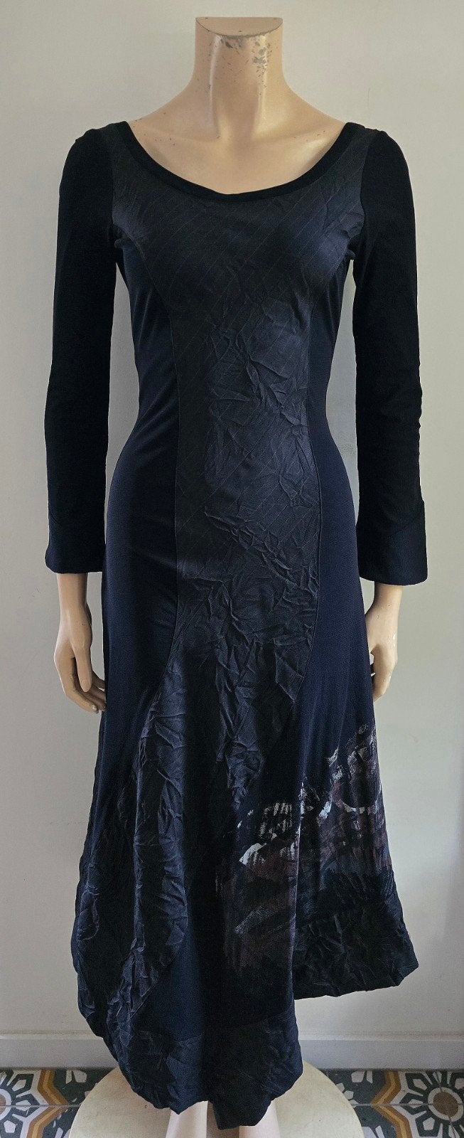 Lange zwarte jurk LEGATTE (Save The Queen) maat M, Kleding | Dames, Maat 38/40 (M), Zwart, Ophalen of Verzenden, Zo goed als nieuw