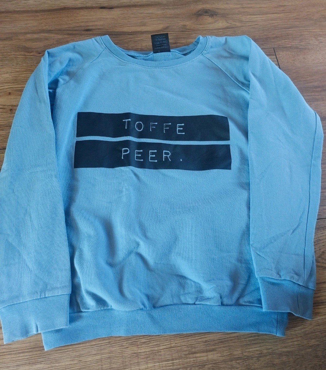 2x kmdb sweaters maat 140, Ophalen of Verzenden, Zo goed als nieuw, Jongen, Trui of Vest