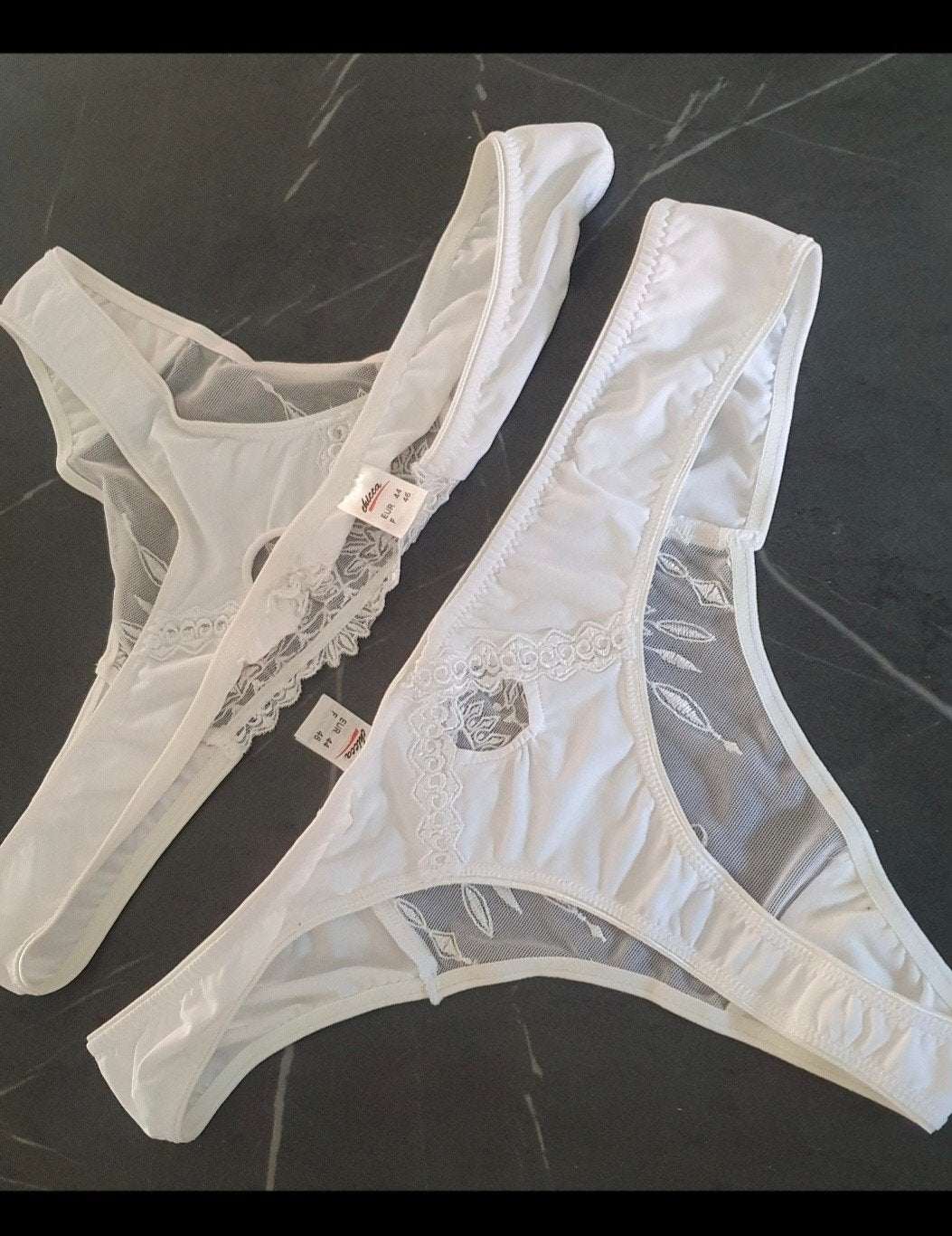 2 Witte kanten strings van Ditta, maat 44, niet gedragen, Ditta, Verzenden, Wit, String