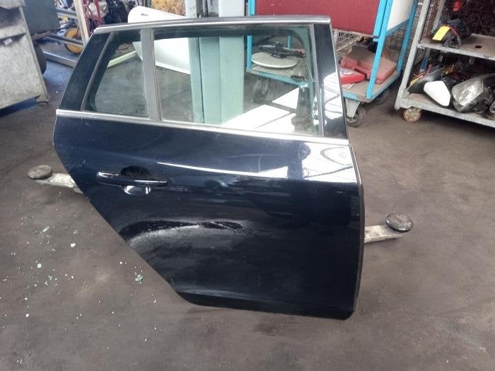 Portier 4Deurs rechts-achter van een Volvo V60 (498), Auto-onderdelen, Gebruikt, -, Deur, -