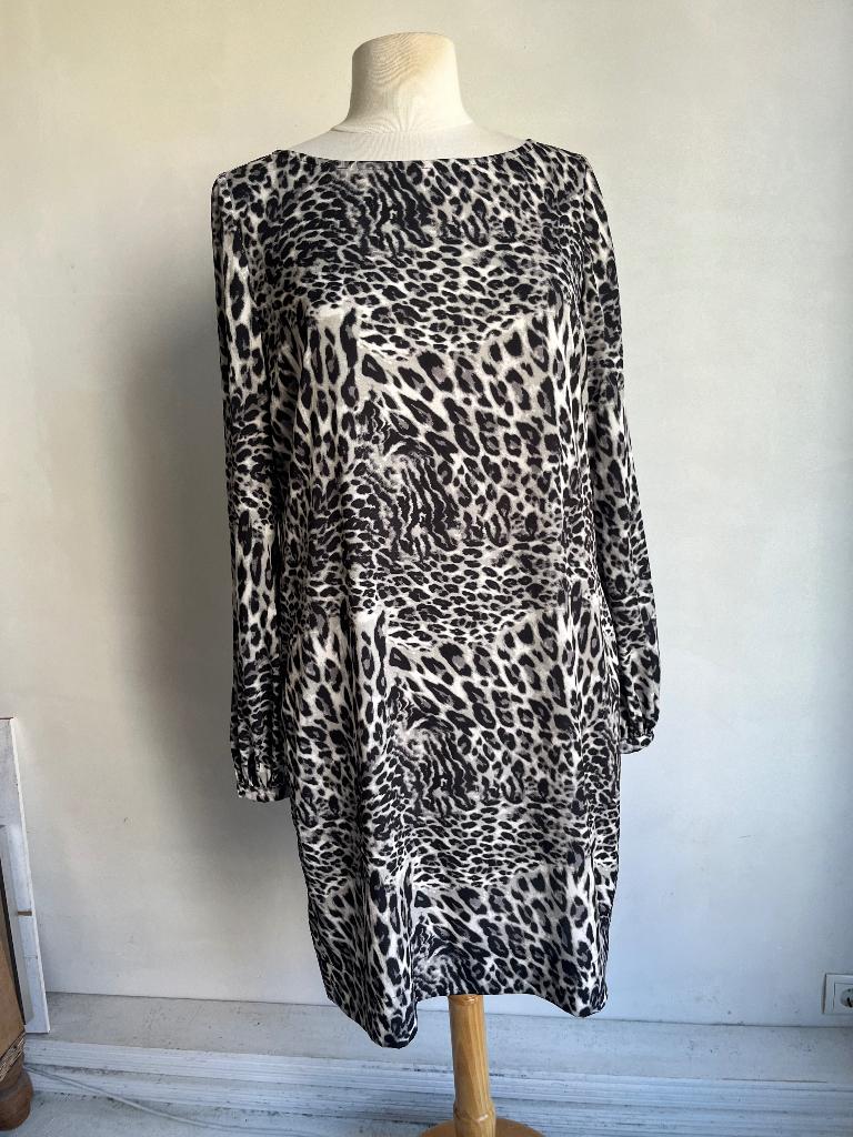 ladress panter jurk zwart grijs panter maat m, Maat 38/40 (M), Verzenden, Zwart, Zo goed als nieuw