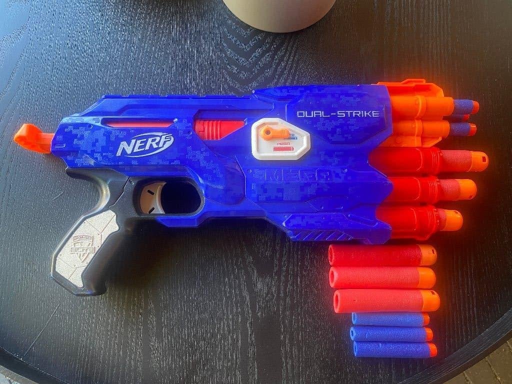 nerf N-strike Elite Dual-Strike Blaster semi automatisch, Ophalen of Verzenden, Zo goed als nieuw