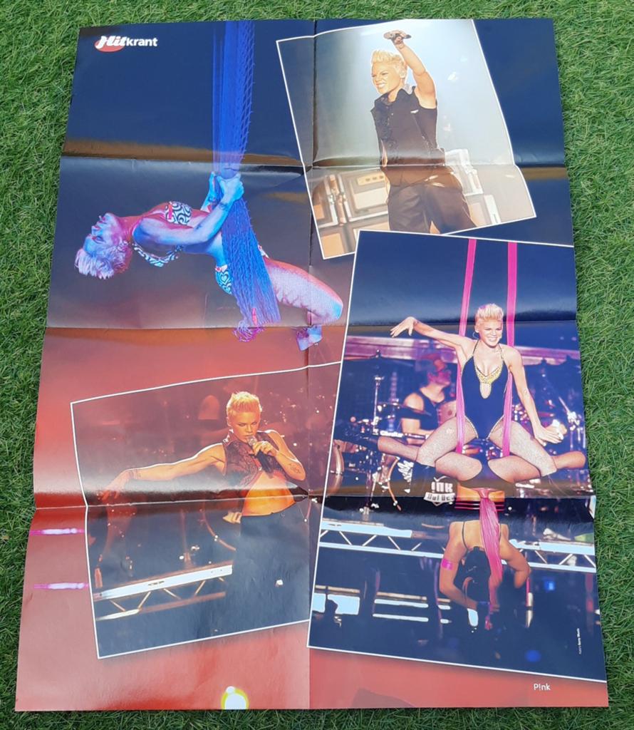 Grote Poster Hitkrant 2009 Pink / Zac Efron Vanessa Hudgens, Ophalen of Verzenden, Gebruikt, A1 t/m A3, Muziek