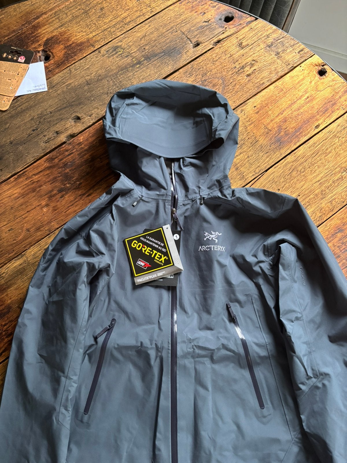 arc teryx jas blauw maat L, Kleding | Heren, Jassen | Zomer, Verzenden, Zo goed als nieuw, Blauw