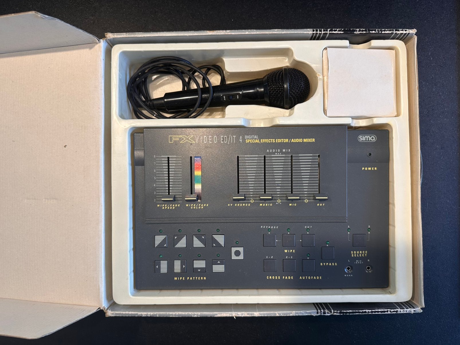 SIMA FX Video Ed/it 4 PAL Compleet – Video & Audio Mixer, Ophalen of Verzenden, Zo goed als nieuw, Video