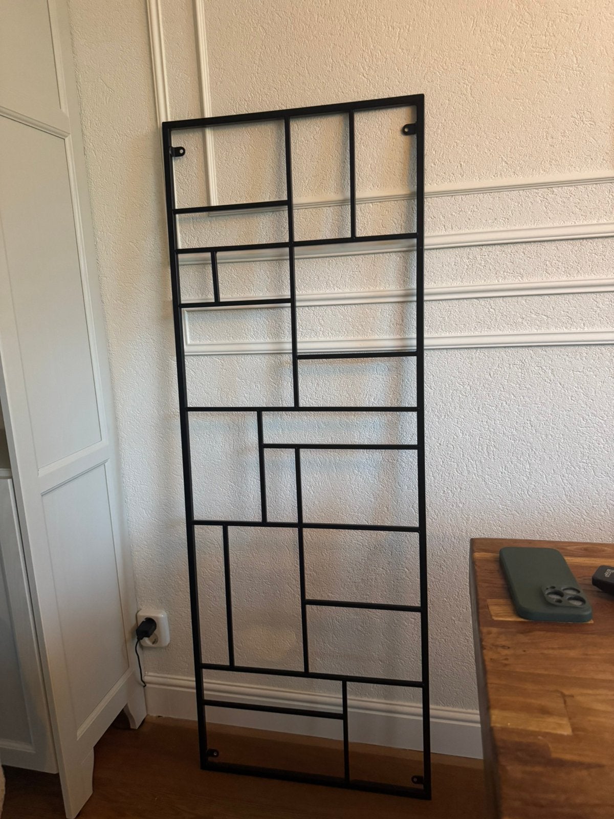 Rek om op te hangen of neer te zetten zwart, Huis en Inrichting, Woonaccessoires | Memoborden, Ophalen, Gebruikt, Overige typen