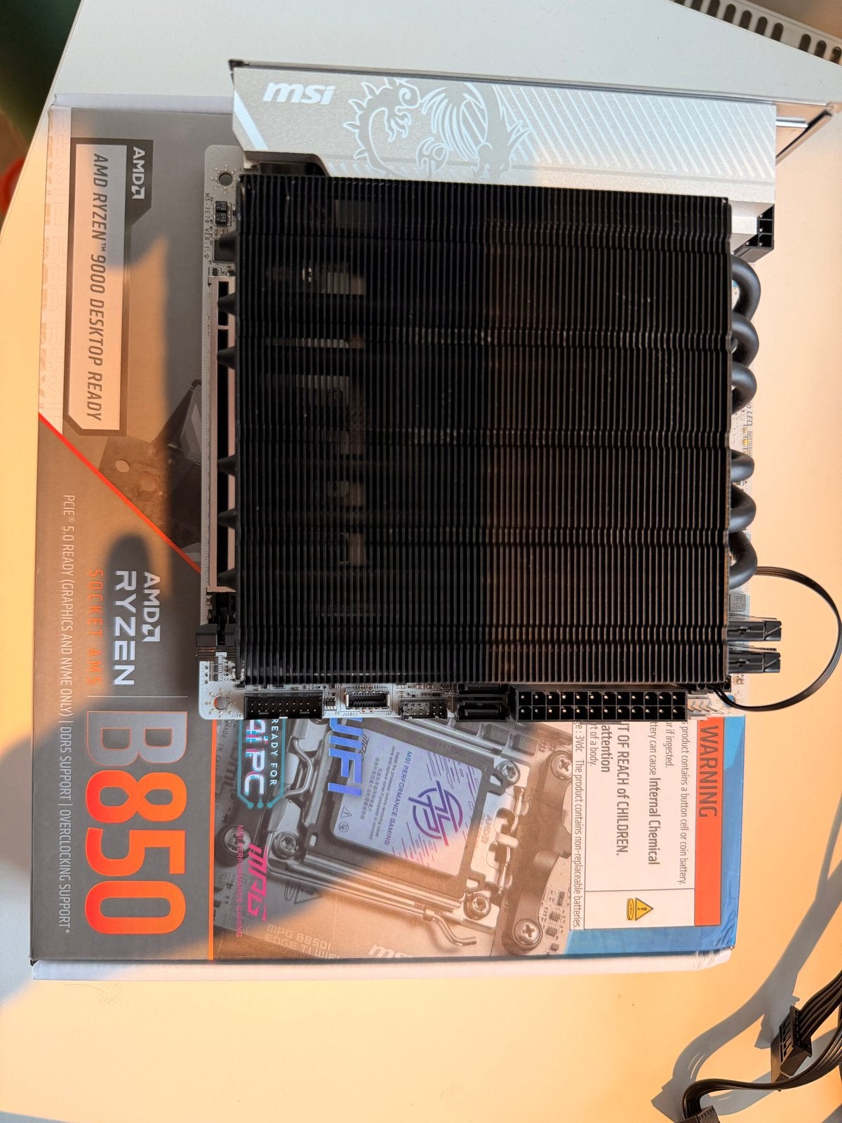 MSI MPG B850I Edge Ti WiFi Moederbord met Koeler, Computers en Software, Ophalen of Verzenden, Zo goed als nieuw, AMD, DDR5