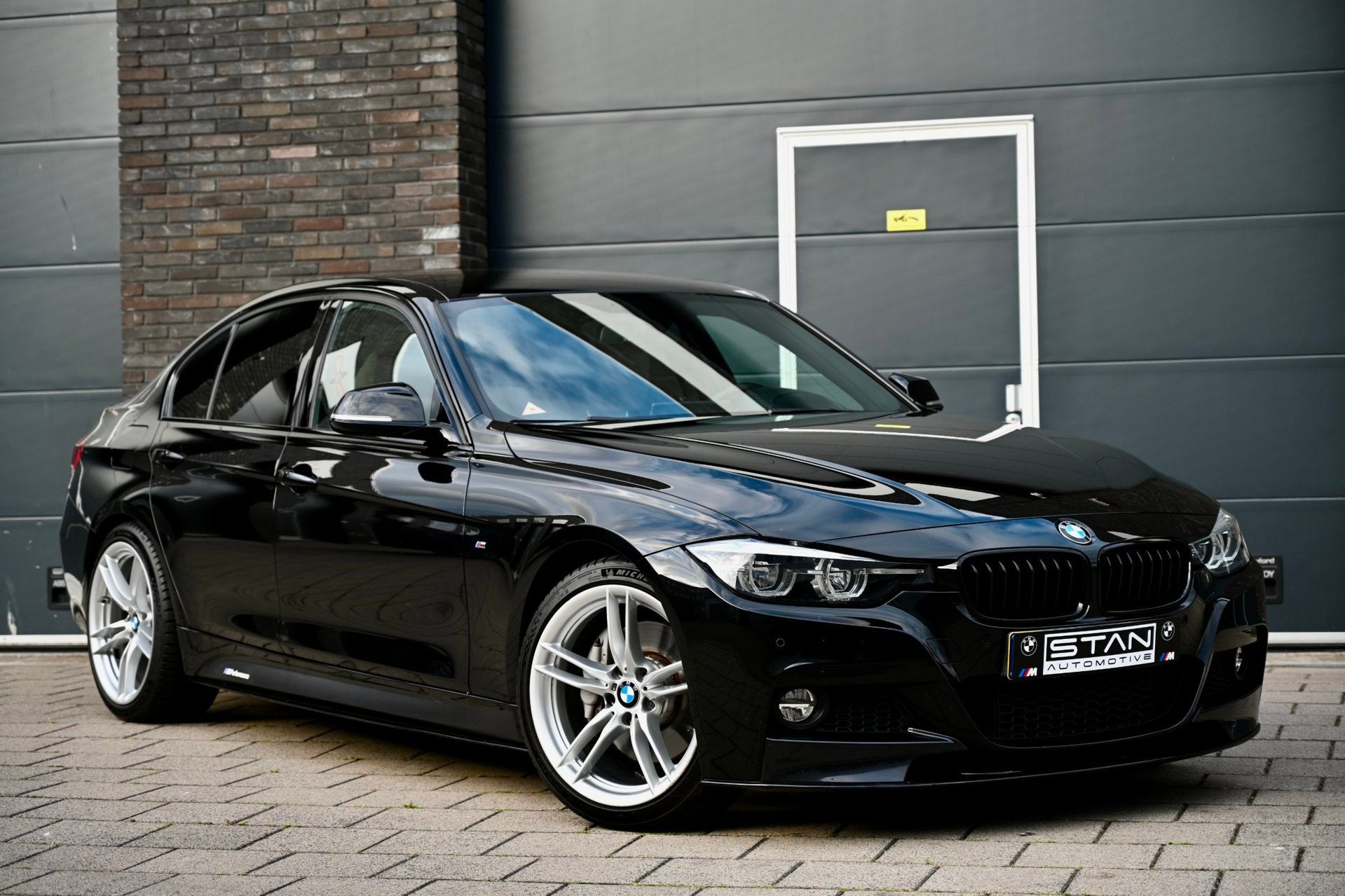 BMW 3-serie BMW 340i Sedan M-Sport | Orig NL | Harman/Kardon, Auto's, 327 pk, Zwart, Bedrijf, 2998 cc