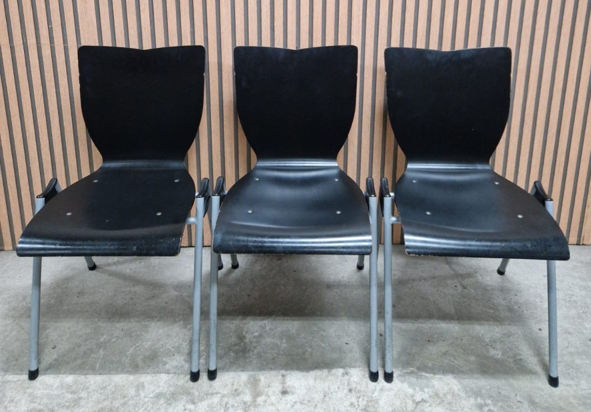 51 x Vepa schoolstoelen zwart kantine stoelen horeca cafe, Huis en Inrichting, Ophalen of Verzenden, Zo goed als nieuw, Zwart