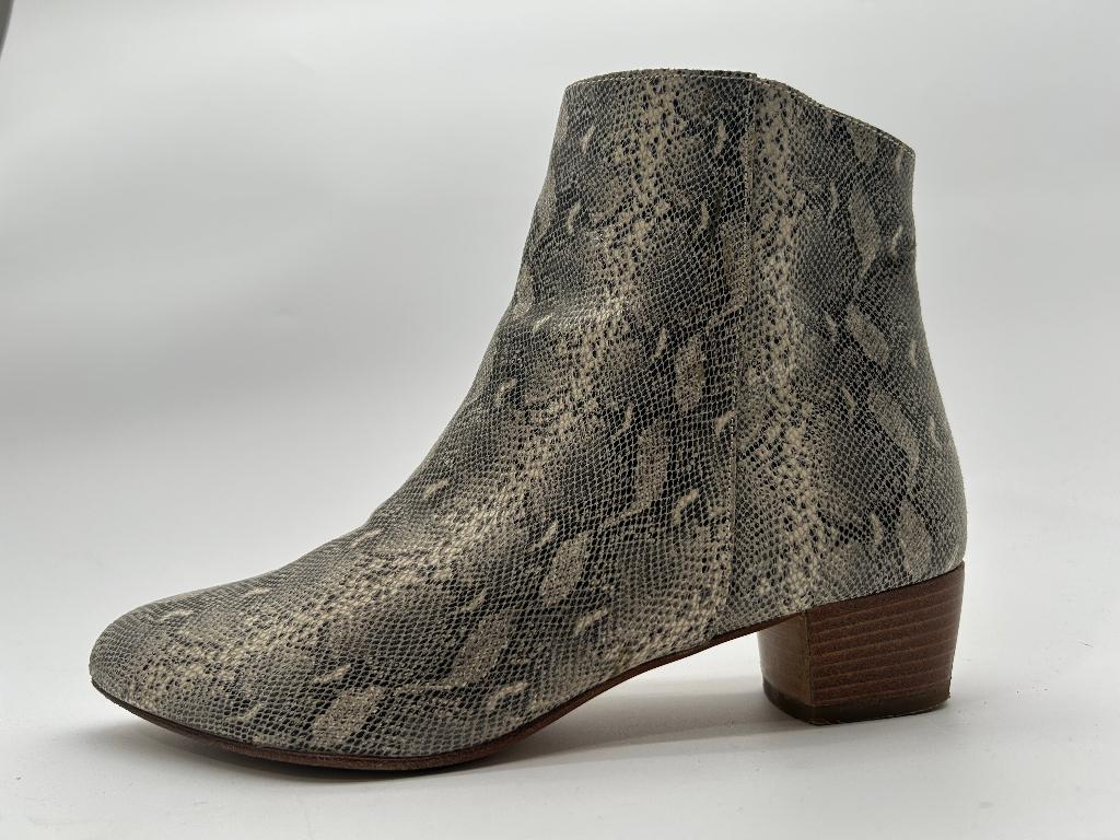 Altra Cosa, maat 39 laarsjes met mooi slangenprint, Kleding | Dames, Altra Cosa, Verzenden, Beige, Lage of Enkellaarzen