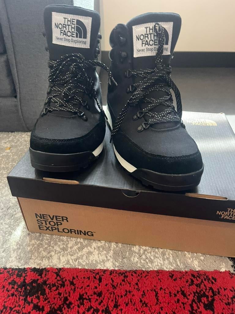 North face schoenen, Zwart, Nieuw, Ophalen of Verzenden, Wandelschoenen of Bergschoenen