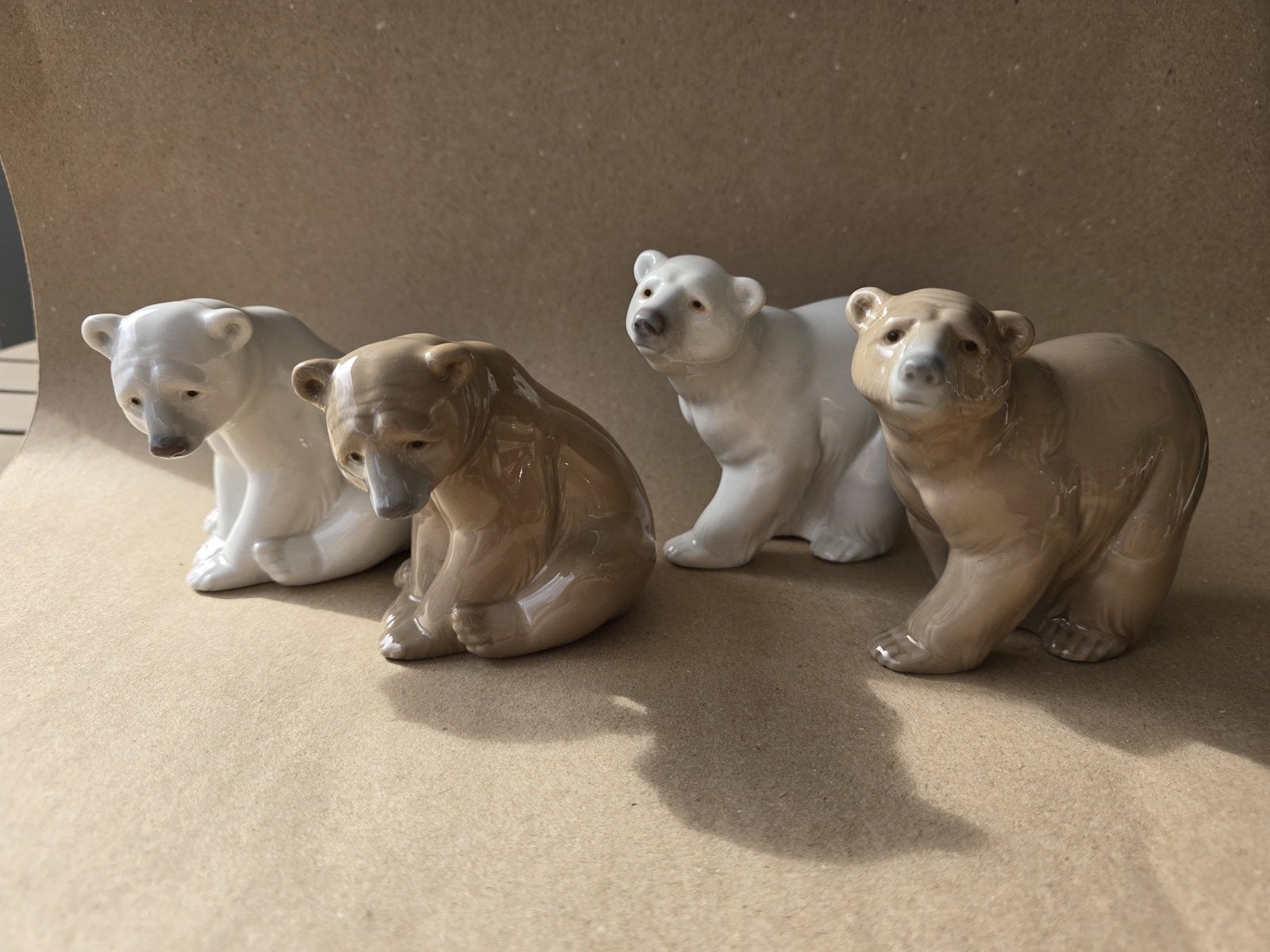 Set van 4 Lladro porseleinen ijsberen en bruine beren, Verzamelen, Beelden en Beeldjes, Ophalen of Verzenden, Zo goed als nieuw