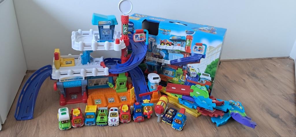 VTech Toet Toet Auto's Garage met 10 auto's, Kinderen en Baby's, Speelgoed | Vtech, Ophalen, Zo goed als nieuw, 6 maanden tot 2 jaar