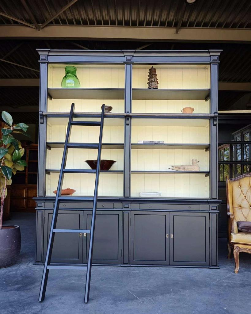 Hoge zwarte Boekenkast | Bibliotheekkast met ladder #1219, Niet ingevuld, 200 cm of meer, Niet ingevuld, Ophalen of Verzenden