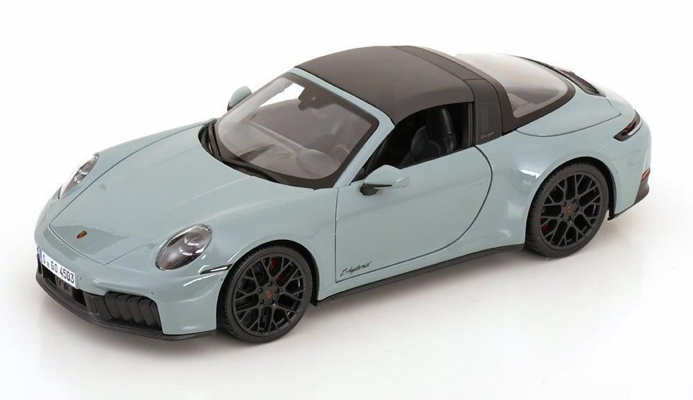 Porsche 911 (992.2) Targa 4 GTS 2024 Grijsgroen 1-18 Maisto, Auto, Nieuw, Ophalen of Verzenden, Www.geerligsdejong.nl
