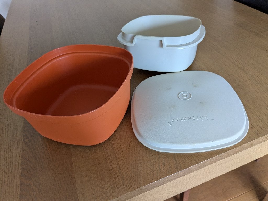 Tupperware schaal met vergiet en deksel, Ophalen, Gebruikt, Oranje, Bak of Kom