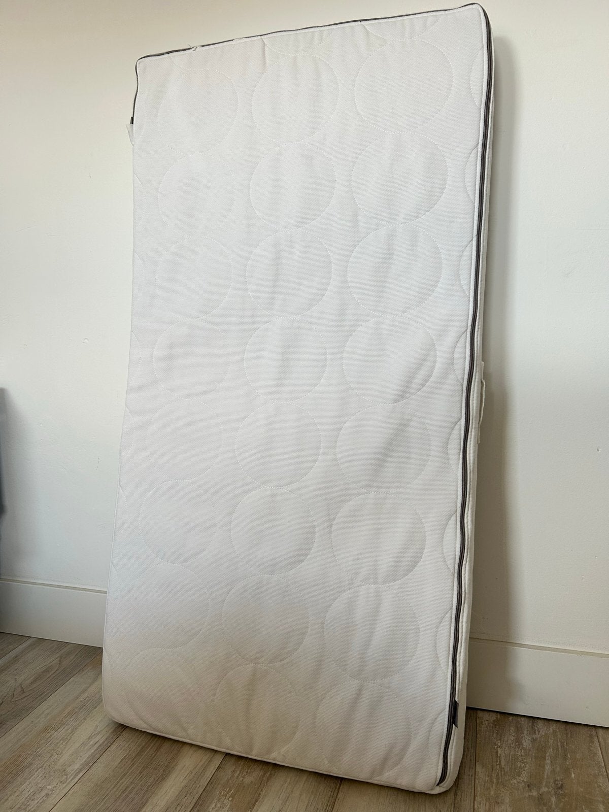 IKEA matras 60x120 met hoeslakens e.d., Ophalen, 190 cm of minder, Zo goed als nieuw, Matras