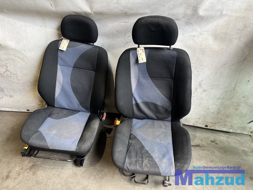 OPEL CORSA B 3 deurs voor stoel links rechts 1993-2000, Gebruikt, Opel Automobile GmbH, Ophalen of Verzenden, Kontakt@opel-infoservice.de