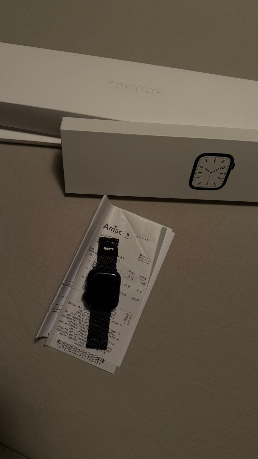 Apple Watch - Zo goed als nieuw, aangeschaft in 2022, Afstand, Zwart, IOS, Ophalen of Verzenden