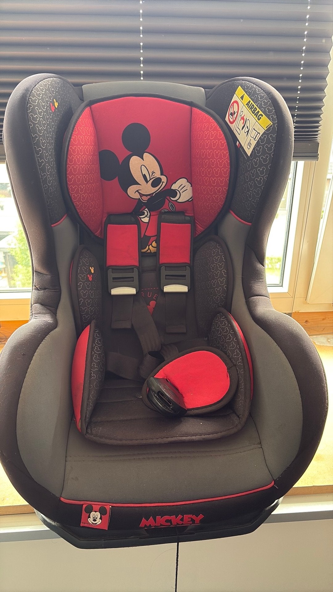 Mickey mouse, Autogordel, 15 t/m 36 kg, Zo goed als nieuw, Ophalen