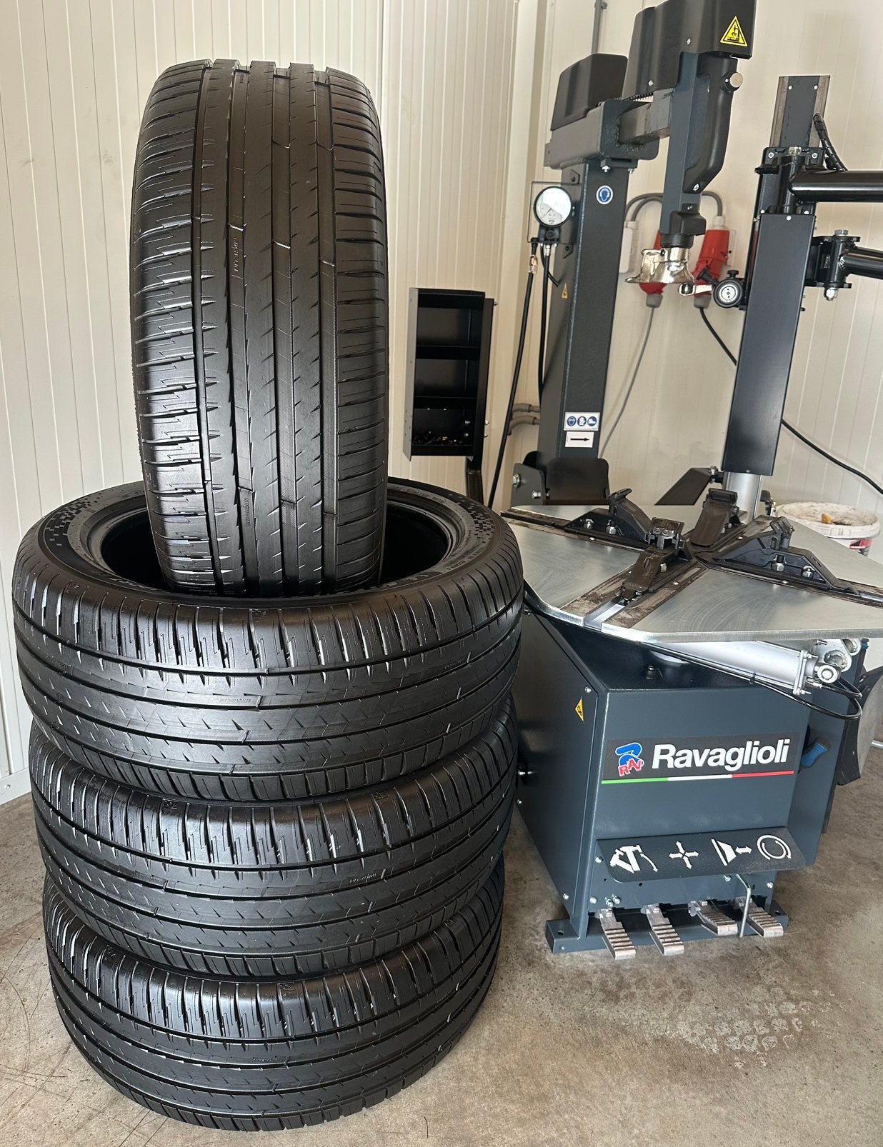 255 45 20 Michelin Zomerbanden 255/45 R20 Inclusief Montage, 255 mm, Banden en Velgen, Nieuw, Ophalen of Verzenden