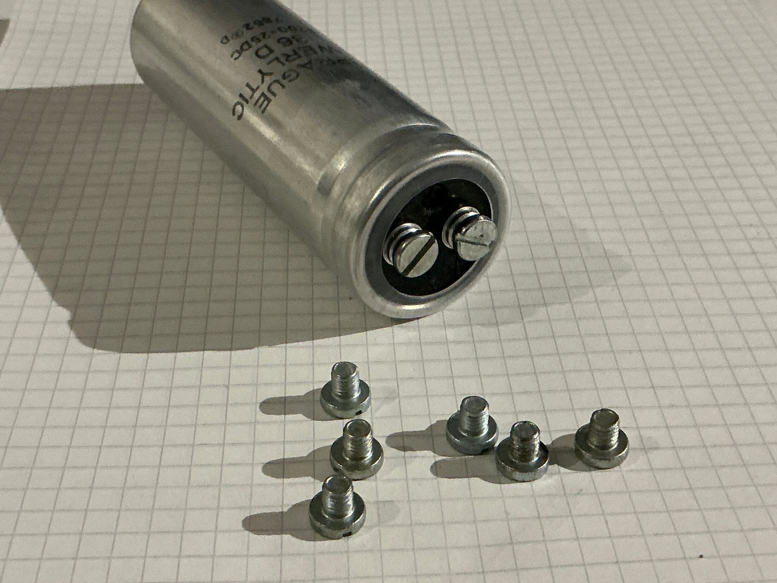 Sprague 36D beker-elco UNF schroeven 5mmx5mm platte kop (8x), Nieuw, Ophalen of Verzenden, NA, NA