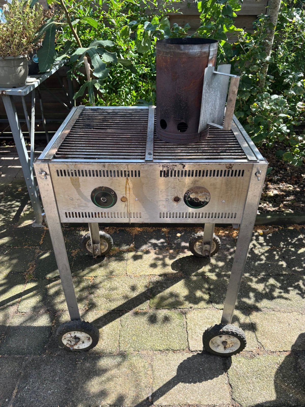 BBQ barbeceu RVS houtskoolBBQ, Ophalen, Gebruikt
