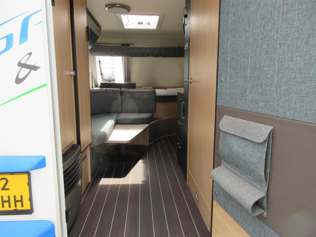 Knaus Sport en Fun 480 QL NETJES! MOVER/ZAKLUIFEL, Schokbreker, Tot en met 3, 4 tot 5 meter, Knaus