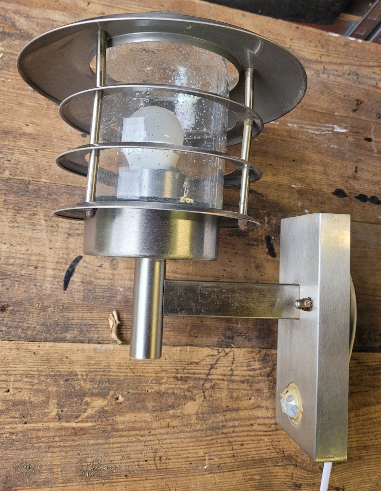 Buitenwandlamp met bewegingssensor - RVS en glas, Ophalen, Bewegingssensor, Gebruikt, Minder dan 50 watt