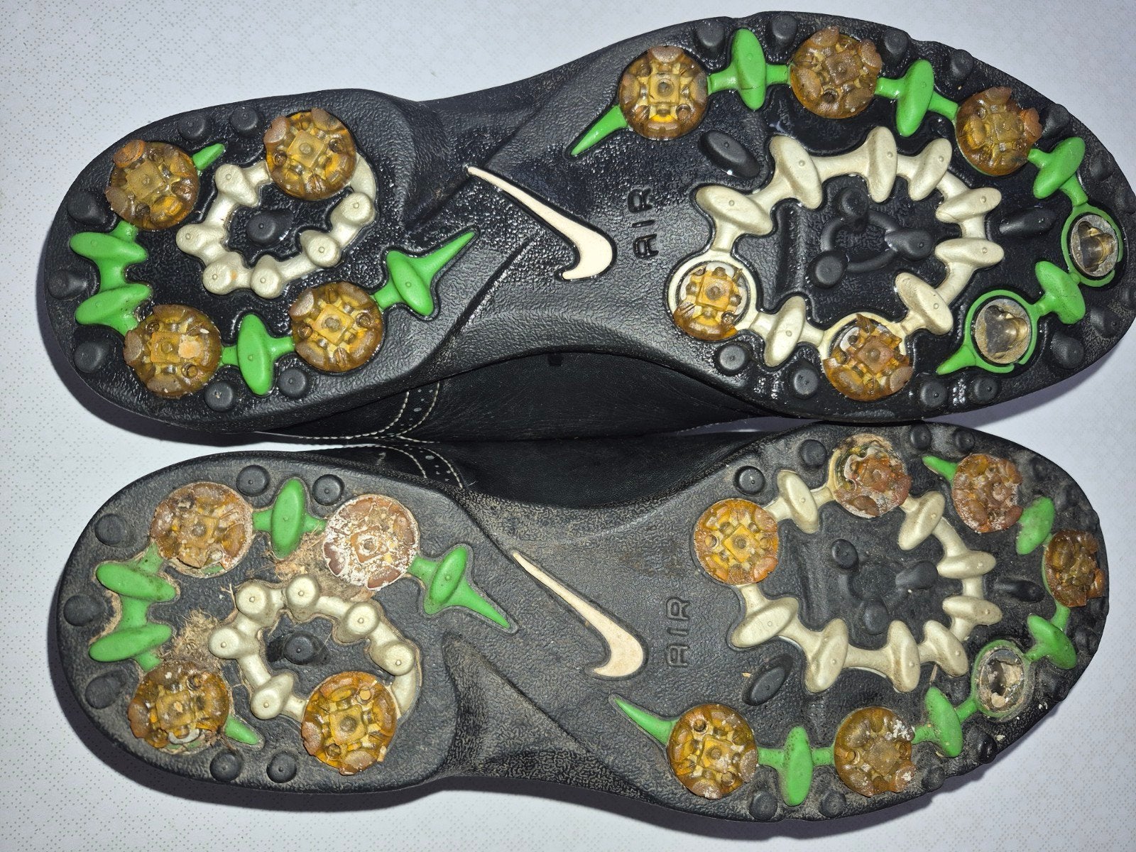 Gebruikte Nike Air golfschoenen met spikes 25.5 cm, Sport en Fitness, Golf, Ophalen of Verzenden, Gebruikt, Schoenen