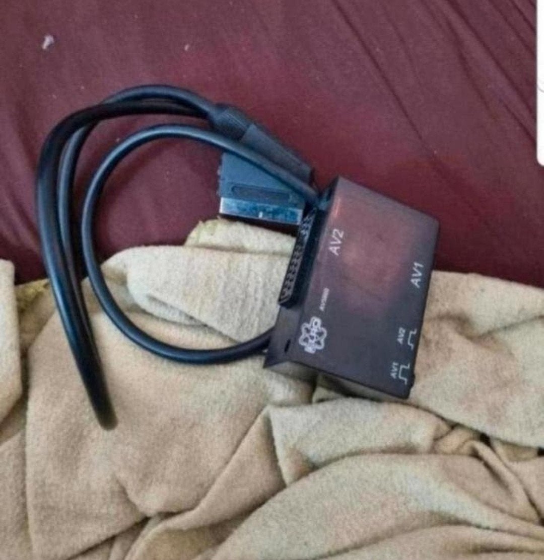 elro av5860 scart voor tv of video bieden, Audio, Tv en Foto, Audiokabels en Televisiekabels, Ophalen of Verzenden, Gebruikt, Minder dan 2 meter