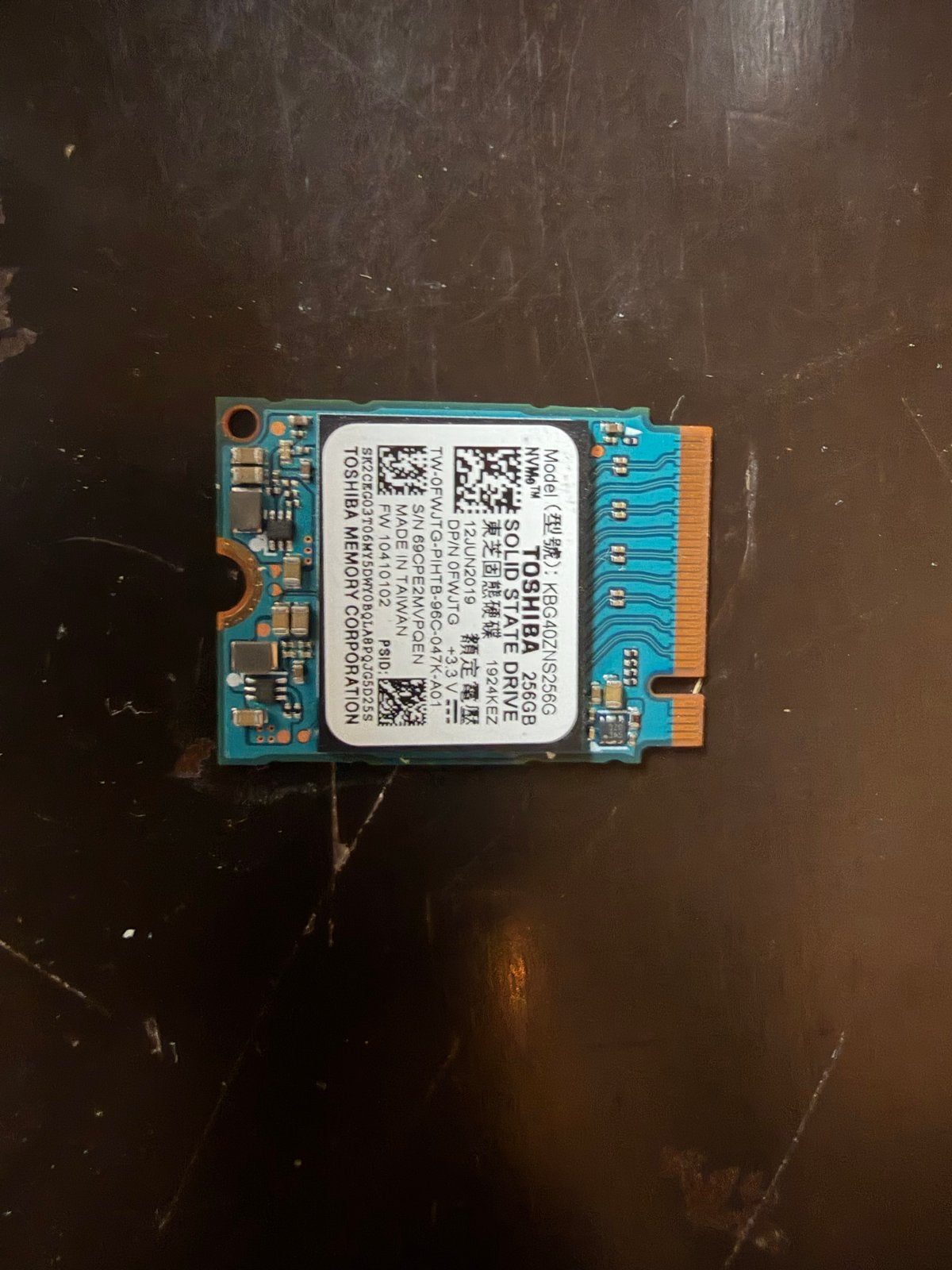 Toshiba 256GB NVMe SSD - Interne Solid State Drive, Computers en Software, Harde schijven, Intern, 256GB, Server, SSD