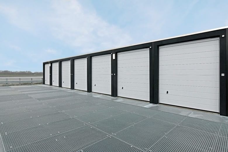 Garagebox te huur - locatie: Zomerdijk Maassluis/Vlaardingen, Zuid-Holland