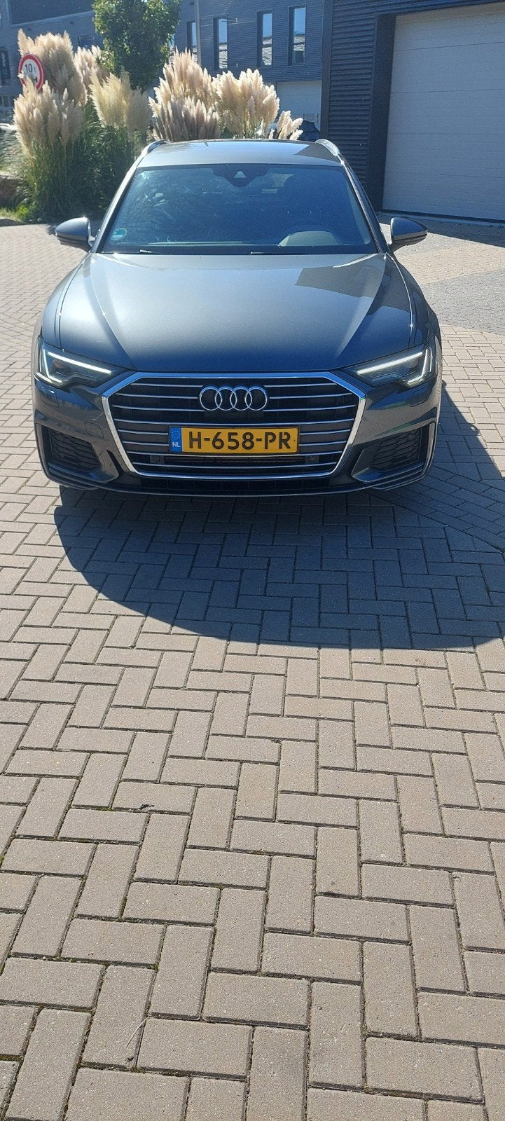Audi A6 45 Tfsi 245pk S Tronic 2020 Grijs / ORIGINEEL NL /, Auto's, 4 cilinders, Leder en Stof, Stationwagon, Hybride Elektrisch/Benzine