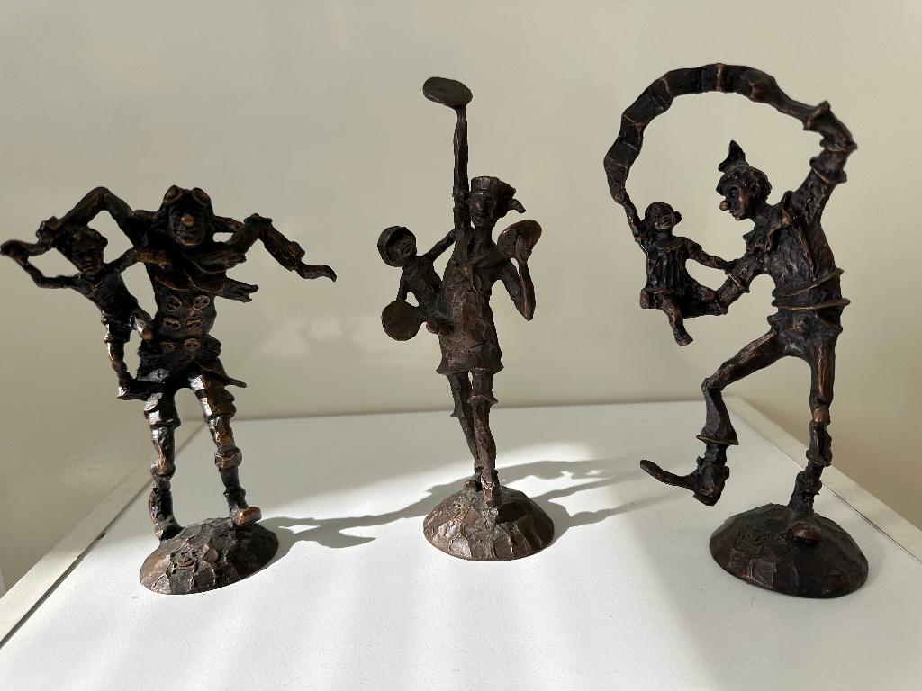 3 bronzen beeldjes Clinic Clowns, Ophalen of Verzenden, Gebruikt, Mens
