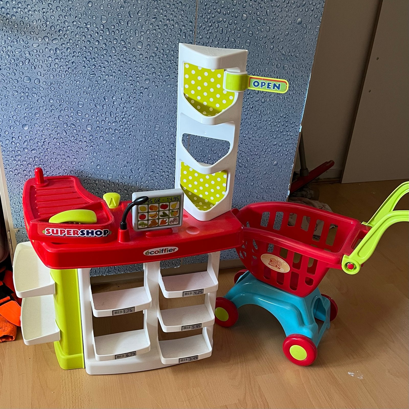 Schattig speelgoedwinkeltje met winkelwagentje, Ophalen of Verzenden, Gebruikt, Jongen of Meisje