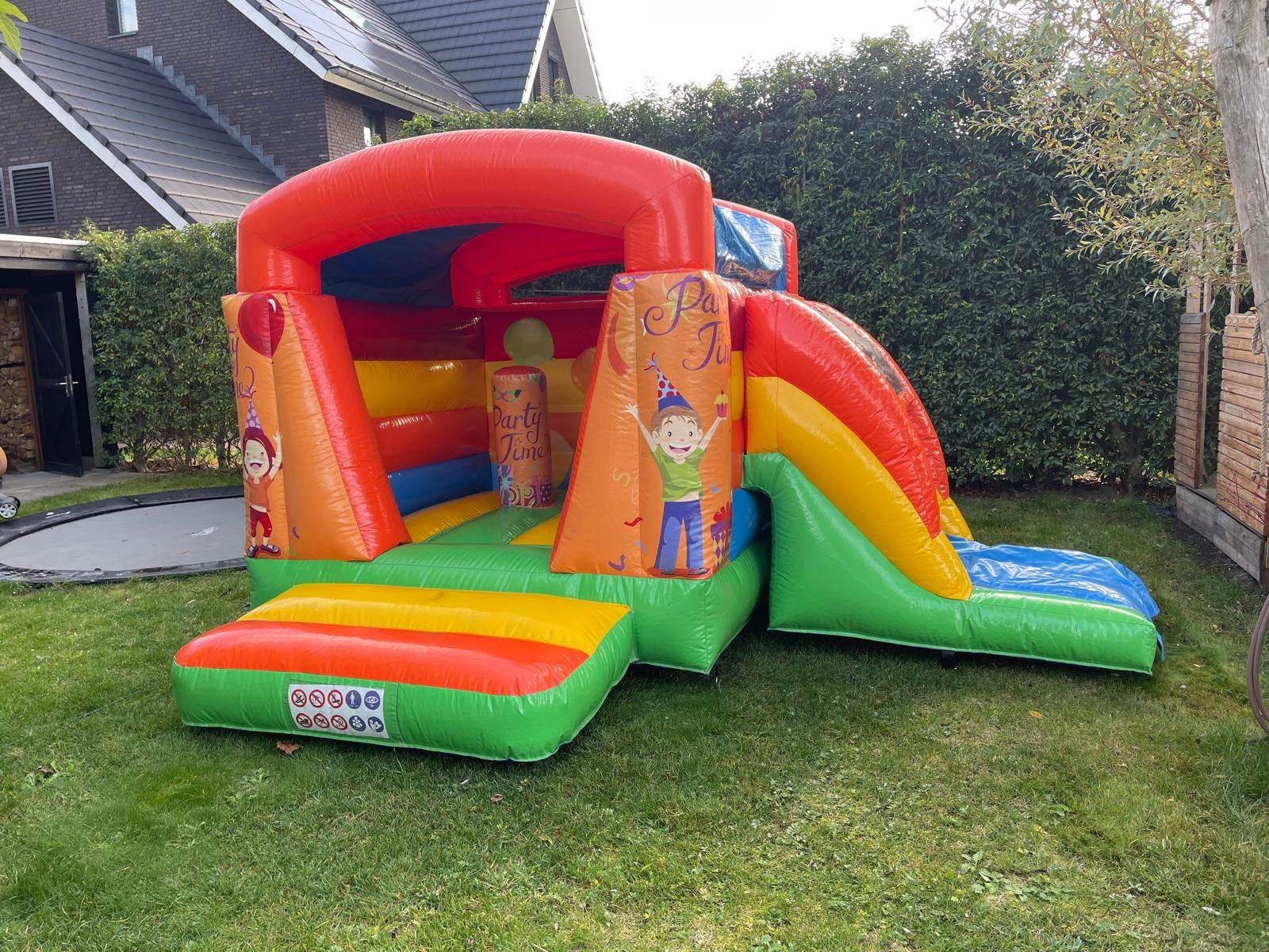 Springkussen huren, Ophalen of Verzenden, Zo goed als nieuw, Verjaardag