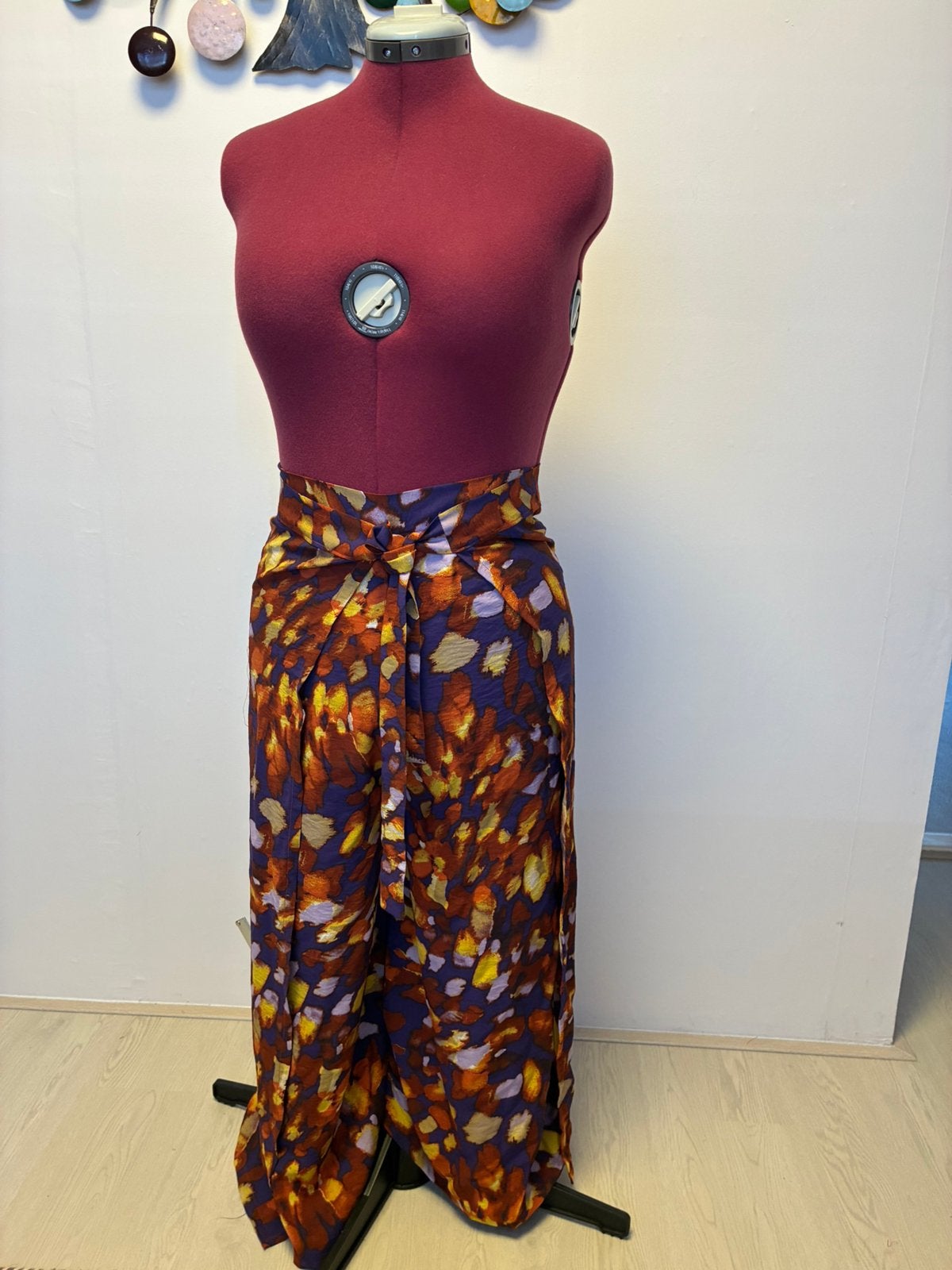 Boho wikkelbroek, Kleding | Dames, Broeken en Pantalons, Meerkleurig, Maat 42/44 (L), Ophalen of Verzenden, Zo goed als nieuw