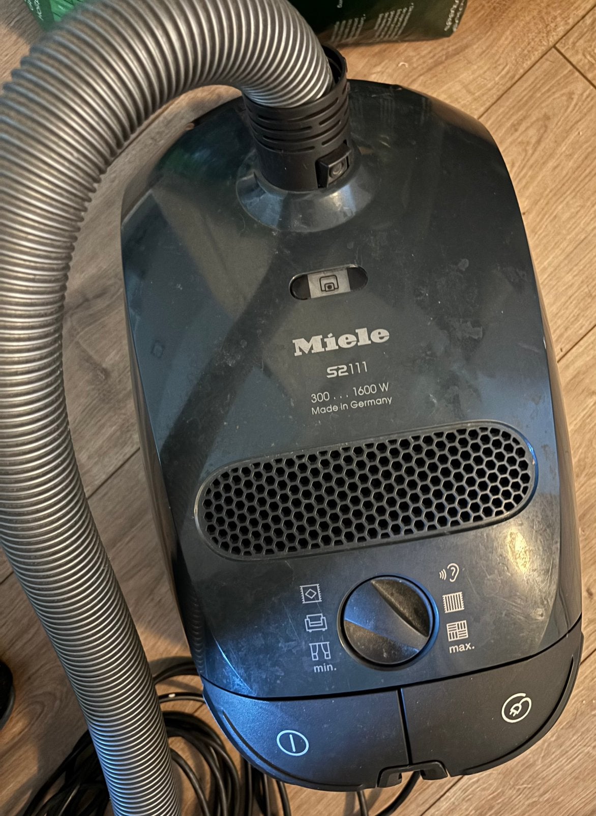 Stofzuiger miele, Ophalen, Zo goed als nieuw