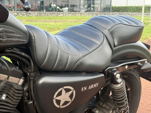 Harley-Davidson IRON 883 (bj 2017), Meer dan 35 kW, Zuiderweg 164
1461 GN  Zuidoostbeemster, NL, 15 Twelve, Gebruikt