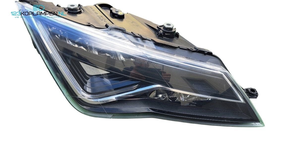 Seat Leon 5F facelift Full LED koplamp rechts 5F1941008G