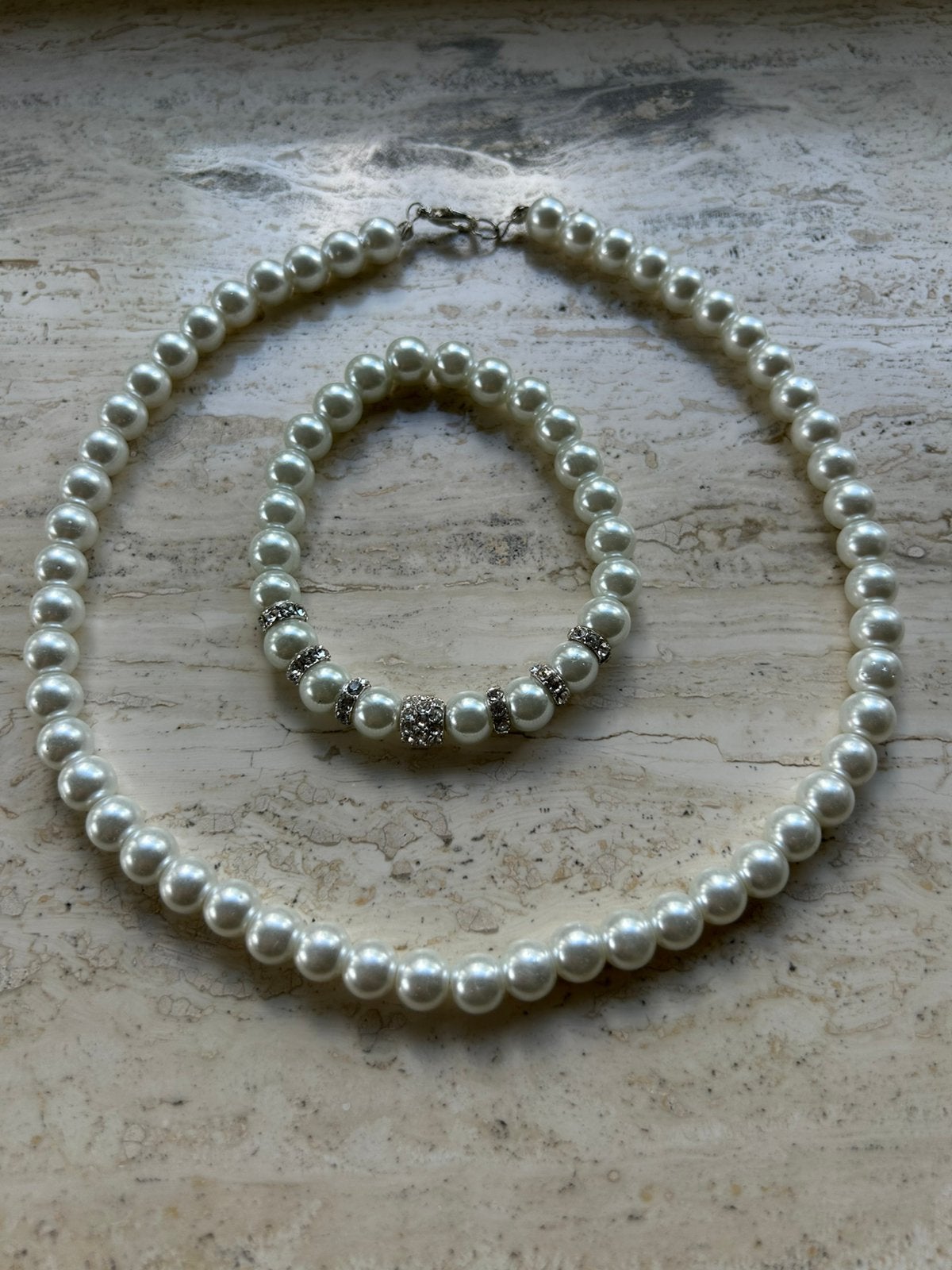 Parel halsketting met armband, Overige materialen, Verzenden, Wit, Zo goed als nieuw