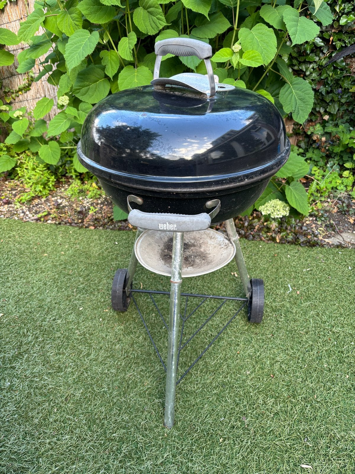 Weber barbecue 47cm, Tuin en Terras, Houtskoolbarbecues, Ophalen, Gebruikt