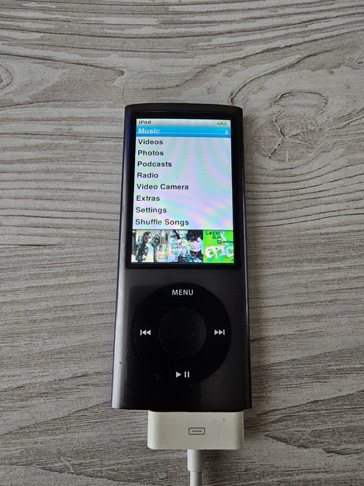 Apple ipod nano 16gb werkt alleen op stroom...., Ophalen, Gebruikt, Zwart, Nano