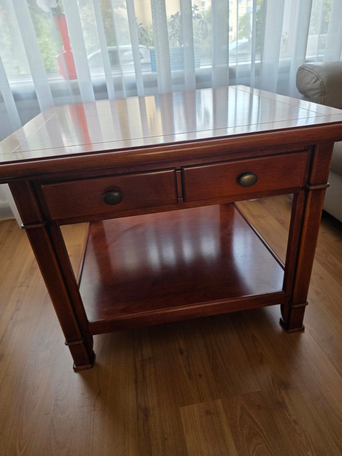Klassieke bijzettafel kersenhout met lades en opbergplank, Ophalen, 50 – 75, 50 tot 100 cm, Klassiek
