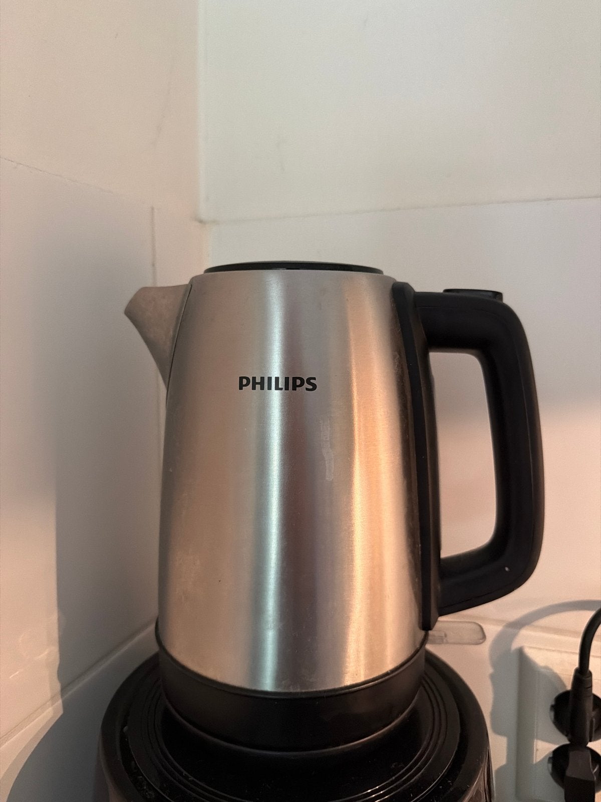 Philips Waterkoker, 1 tot 2 liter, Ophalen, Gebruikt, Draadloos