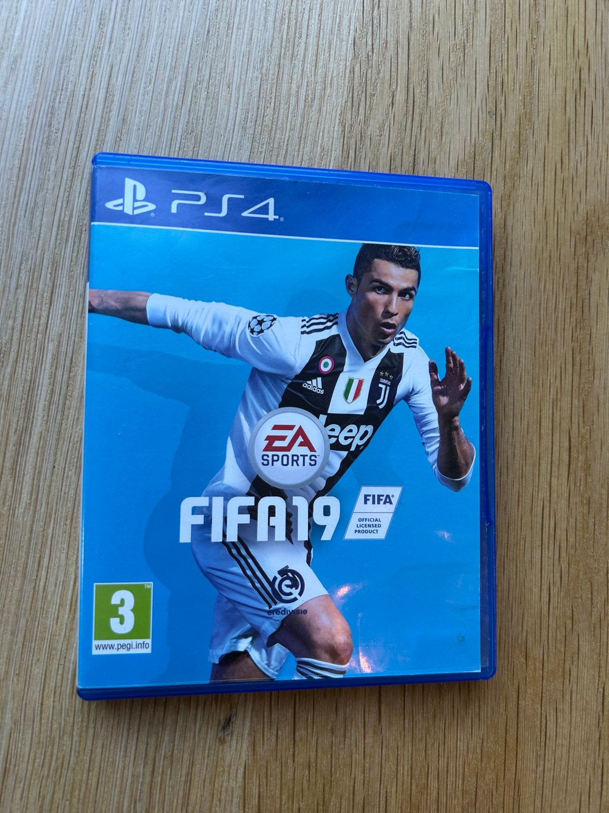 FIFA 19, Verzenden, Eén computer, Zo goed als nieuw, Sport